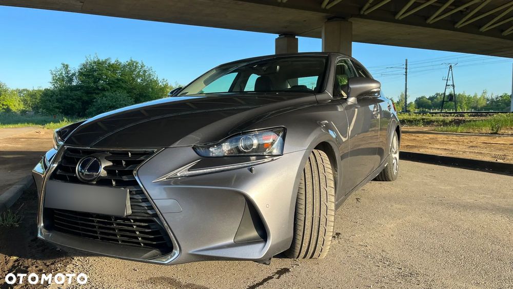 Lexus IS 300h Elegance - 7