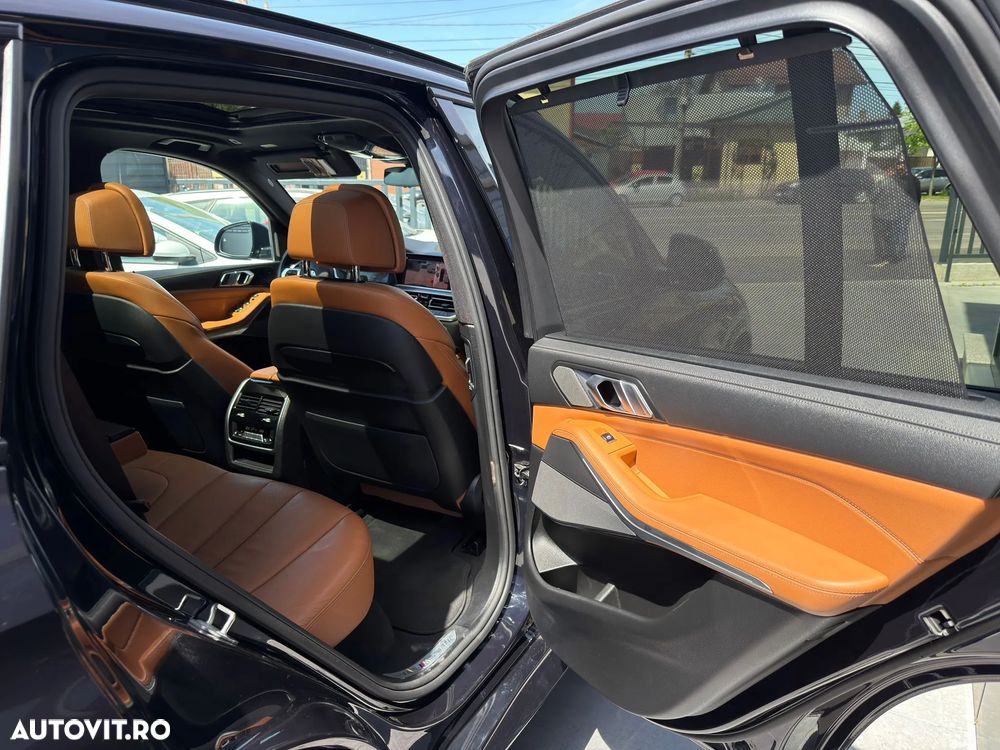 BMW X5 xDrive40i - 24