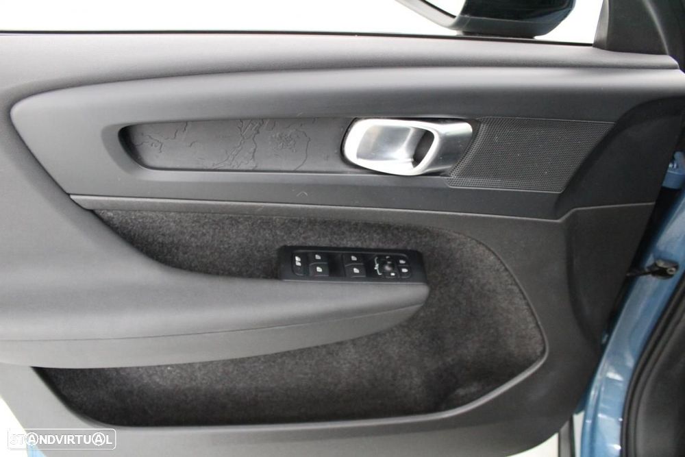 Volvo XC 40 Recharge 82 kWh Single M. Extended Range RWD Core - 9