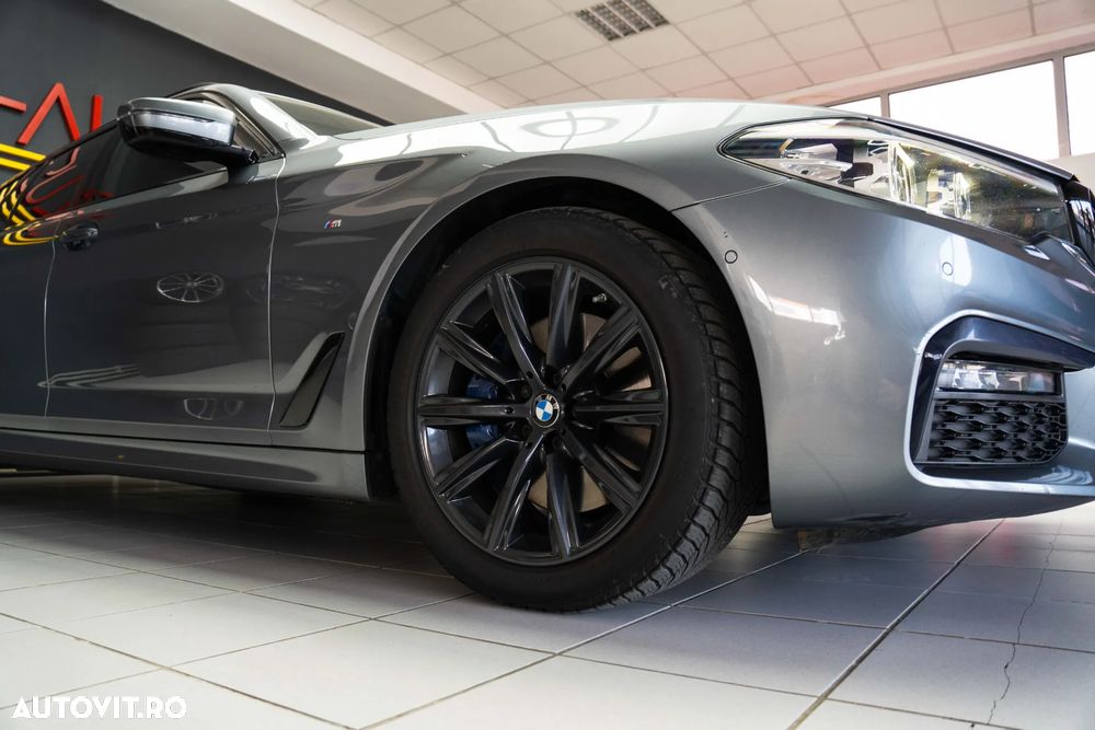 BMW Seria 5 530d xDrive Aut. Sport Line - 7