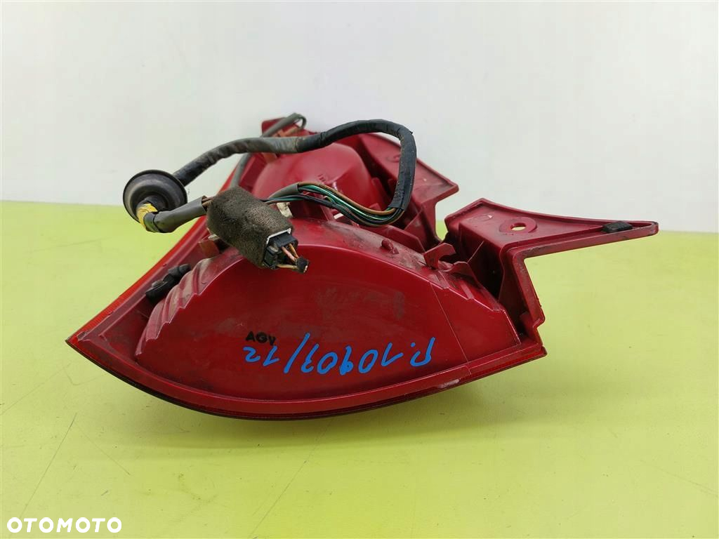 Lampa prawa tylna tył Kia Picanto I 2003-2011 PRZED LIFT EUROPA - 2