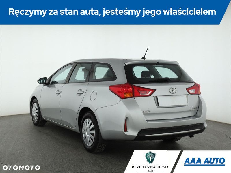 Toyota Auris - 6