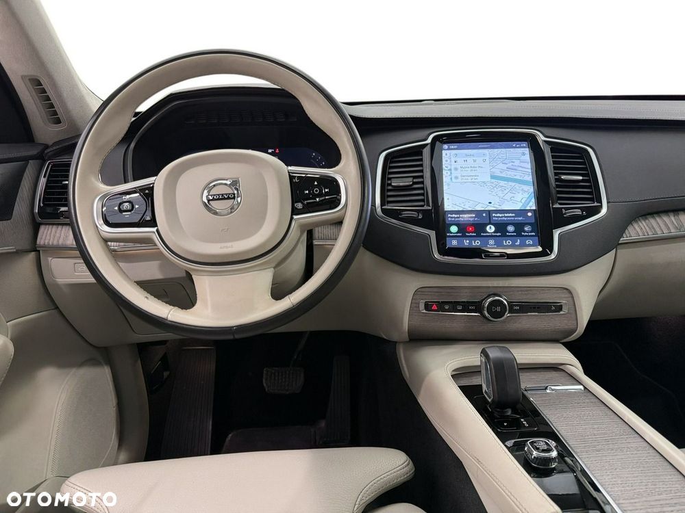 Volvo XC 90 - 10
