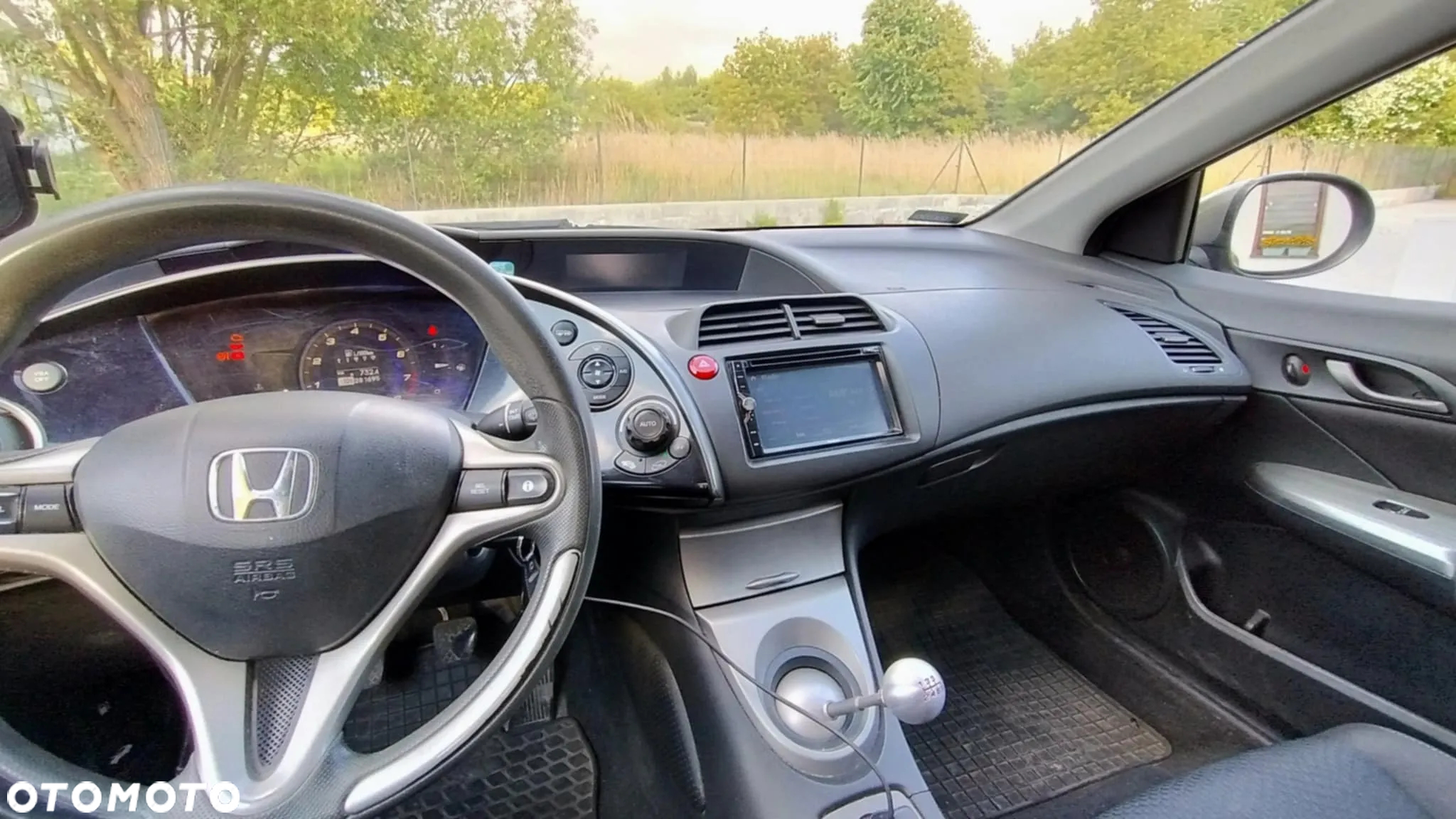 Honda Civic 1.8 Comfort - 12