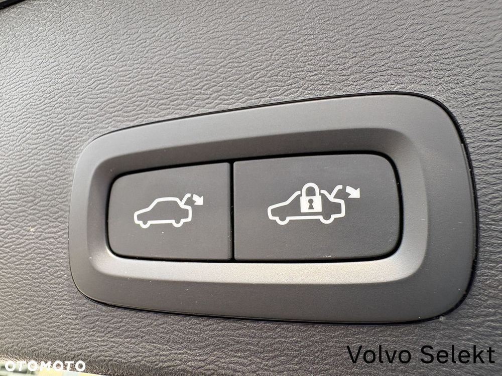 Volvo XC 40 - 23