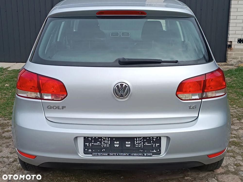 Volkswagen Golf 1.6 Trendline - 2