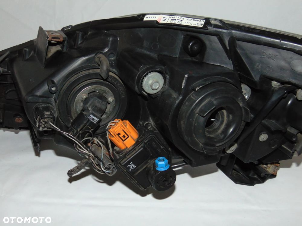 ORYGINAŁ lampa przednia przód prawa Mazda 5 Mazda5 I CR 05-08r - 28