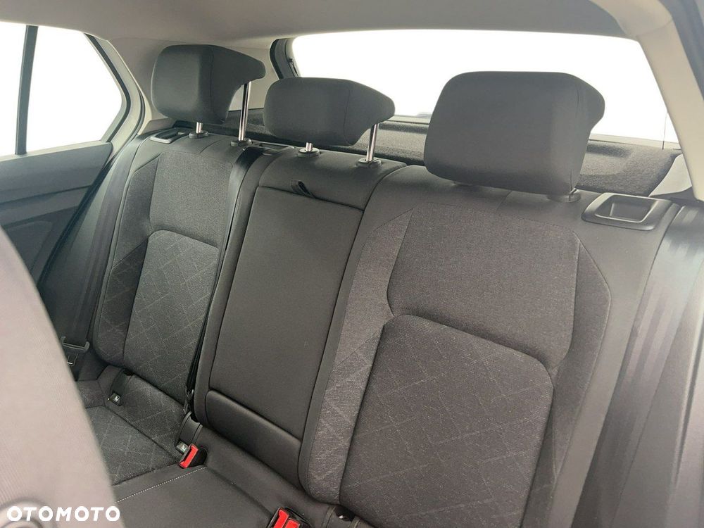 Volkswagen Golf 1.0 eTSI Life DSG - 12