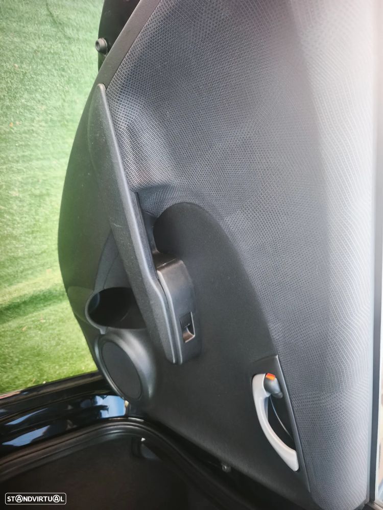 Honda Jazz 1.4 i-VTEC Exclusive - 17