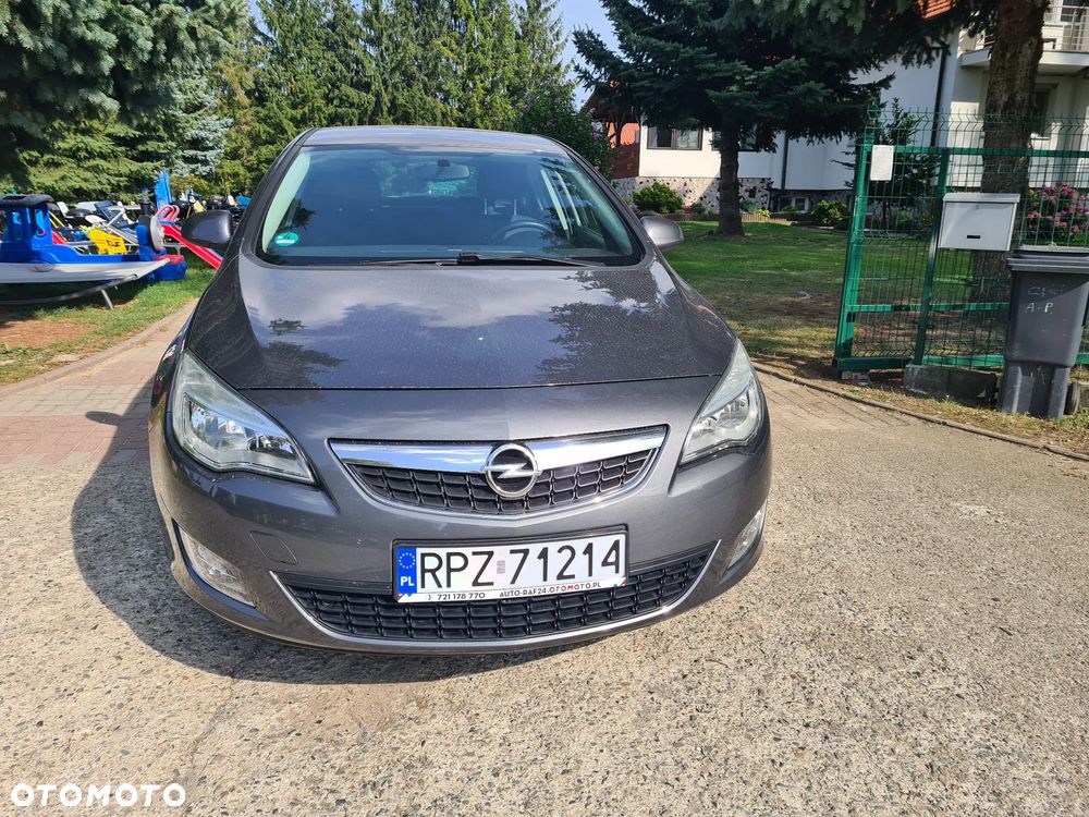 Opel Astra - 2