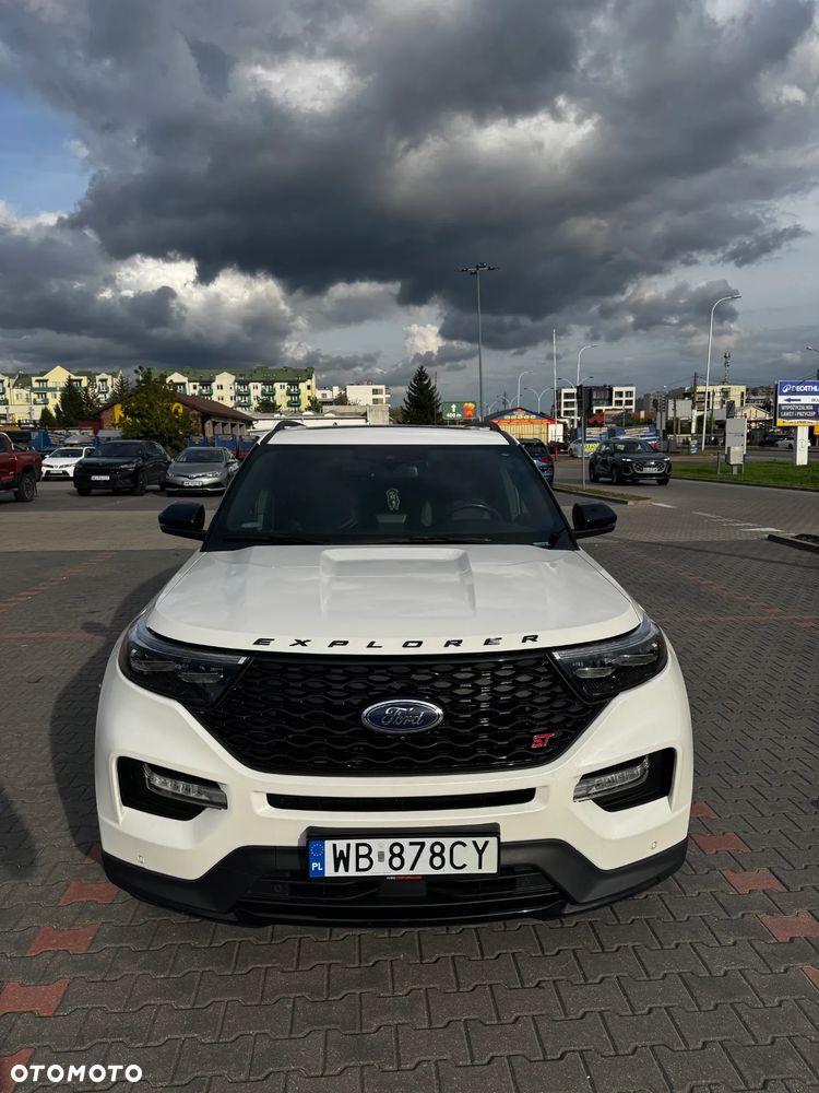 Ford Explorer - 11