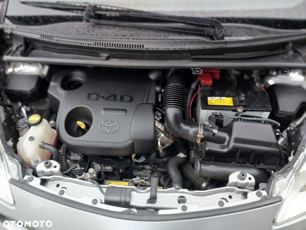 Toyota Verso S 1.4 D-4D - 10