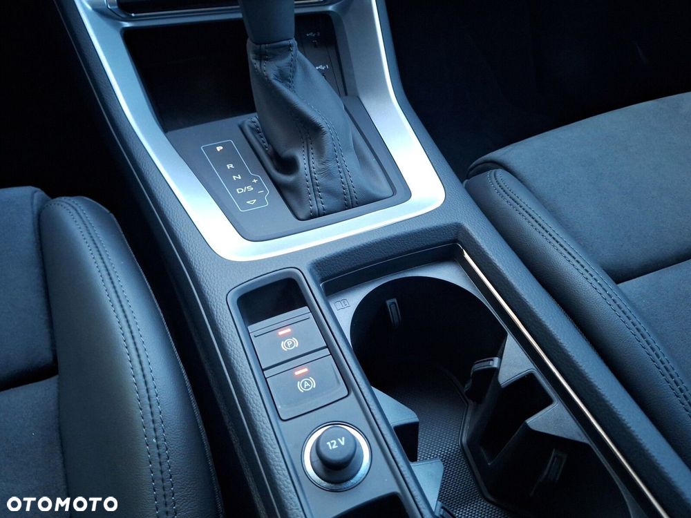 Audi Q3 Sportback - 16