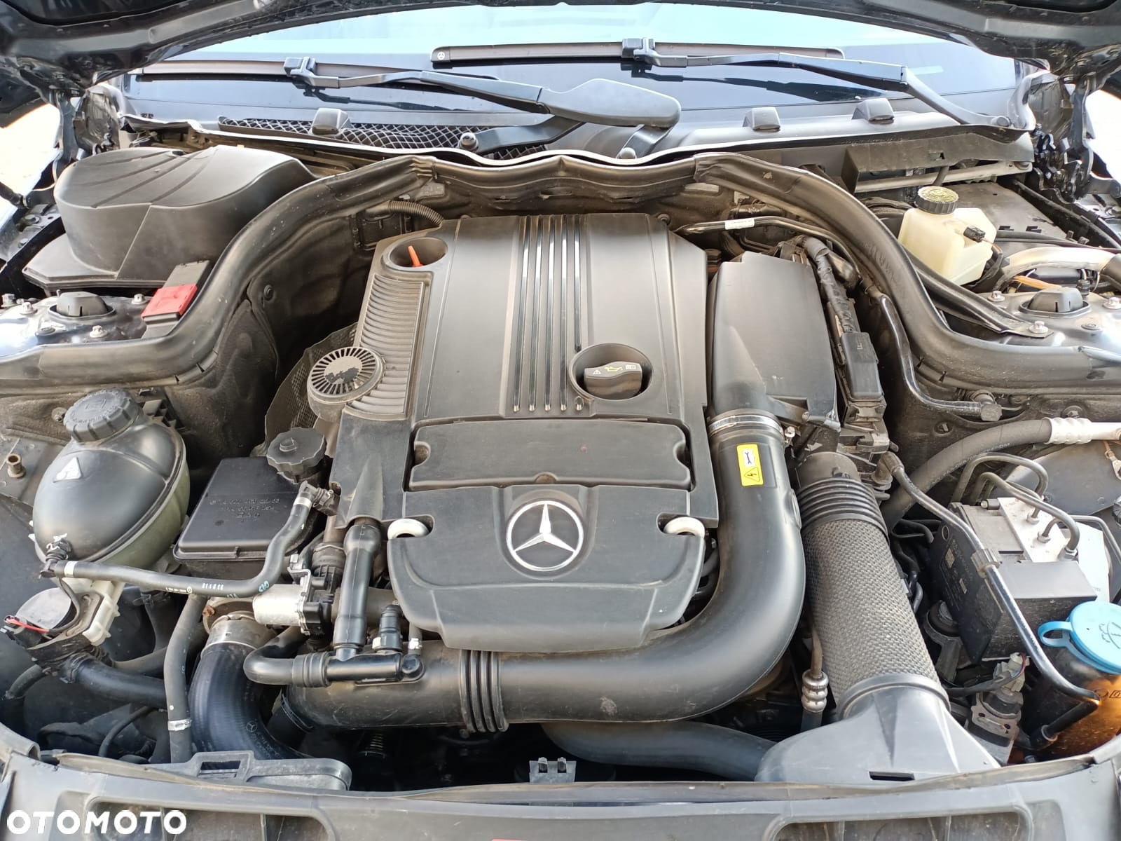 Mercedes-Benz Klasa C 180 BlueEFFICIENCY 7G-TRONIC Avantgarde - 16