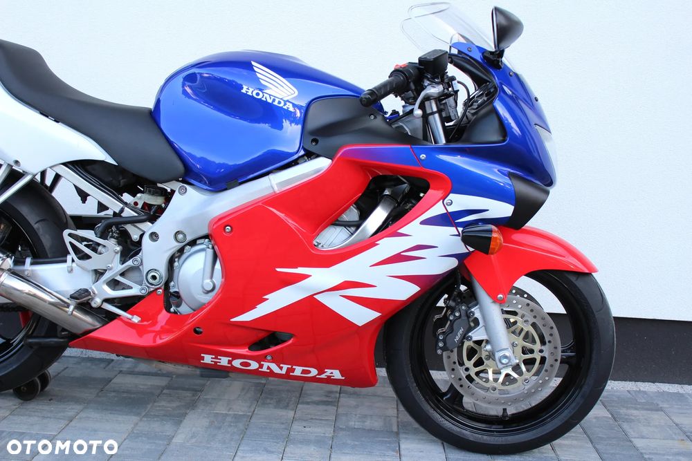 Honda CBR - 10