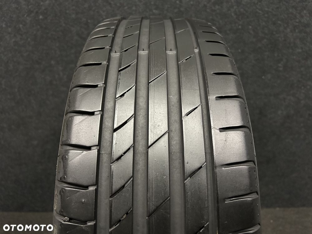 Kumho Ecsta PS71 205/60/16 96V XL 1szt. - 2