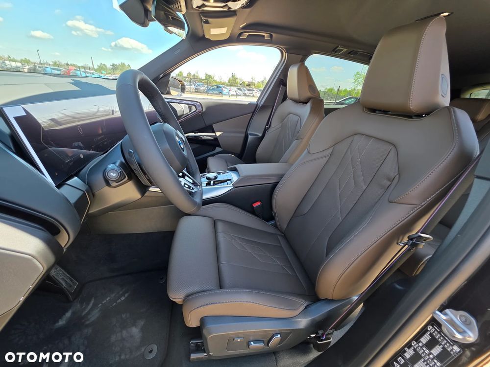 BMW X3 xDrive20d mHEV - 12