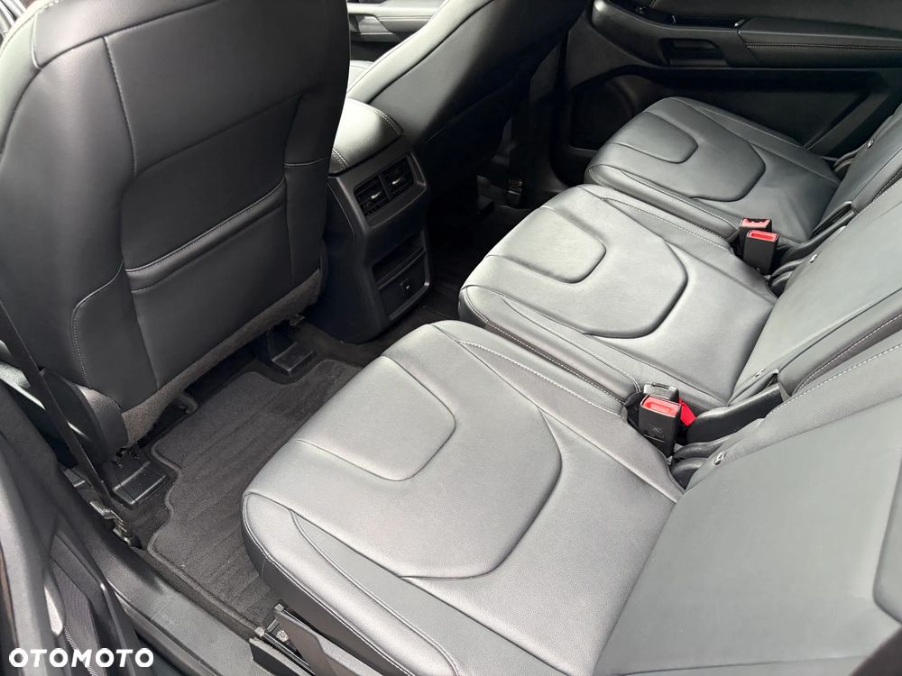 Ford S-Max 2.0 TDCi Allrad Titanium - 17