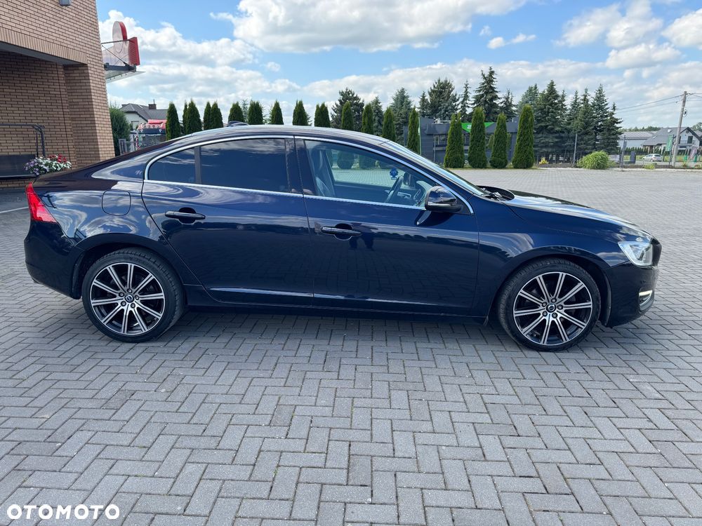 Volvo S60 D4 Geartronic Summum - 9
