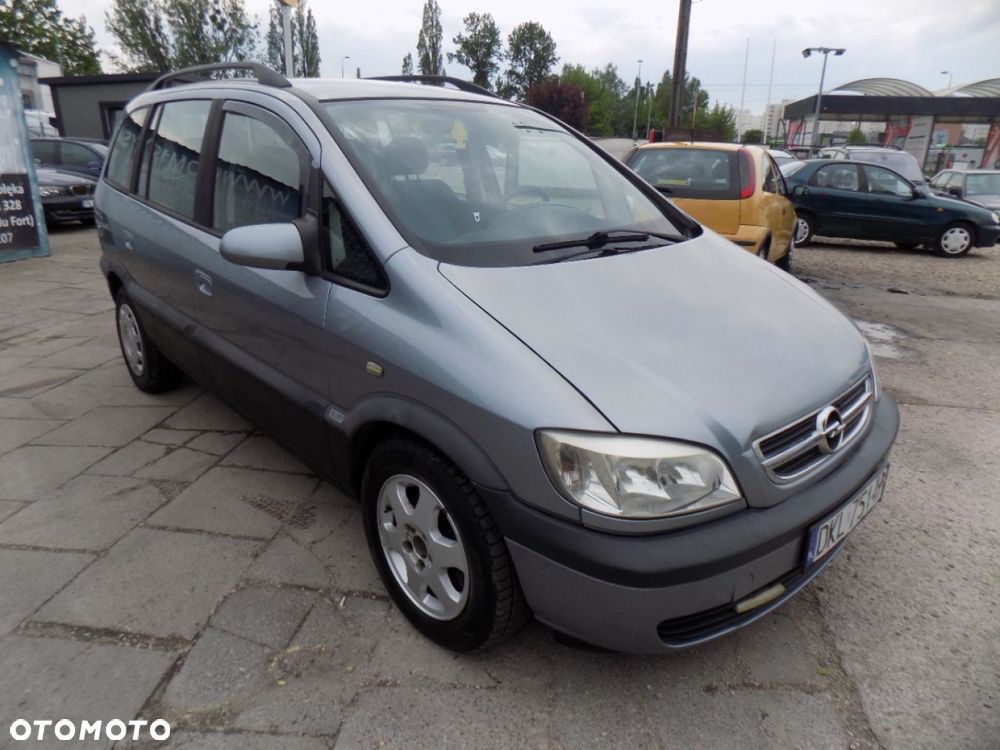Opel Zafira - 2