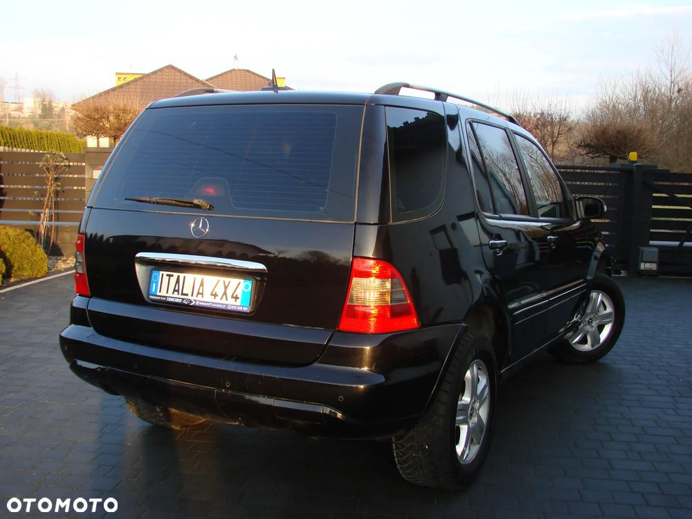 Mercedes-Benz ML - 13