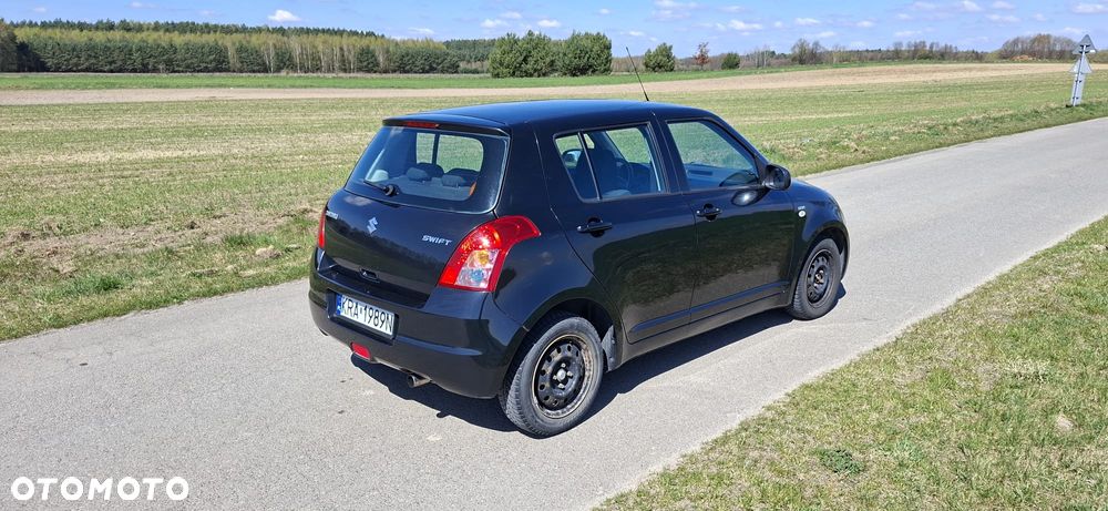Suzuki Swift - 17