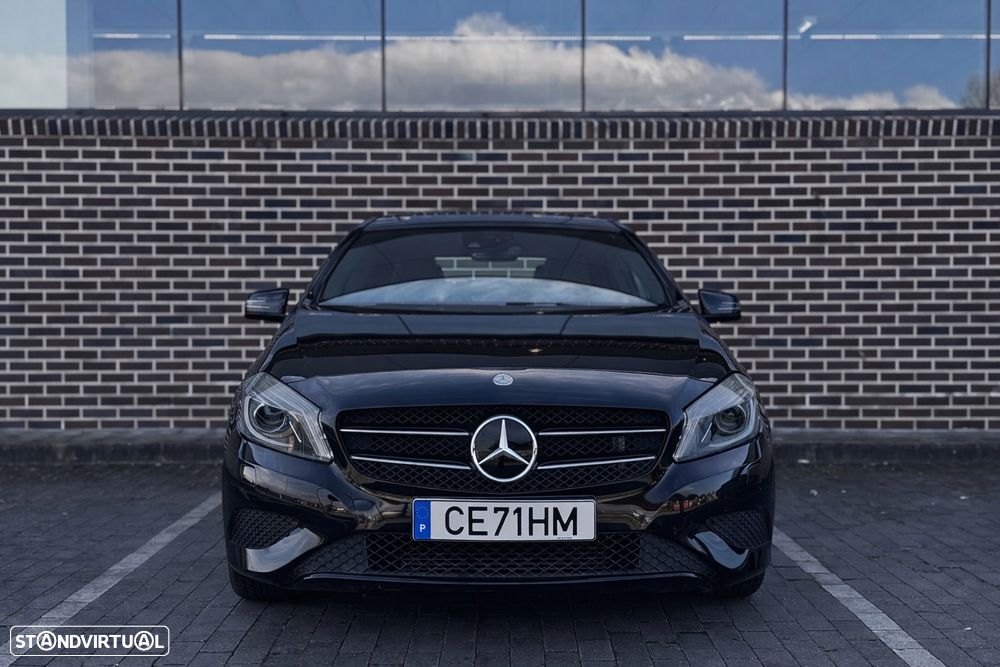 Mercedes-Benz A 180 (BlueEFFICIENCY) - 3