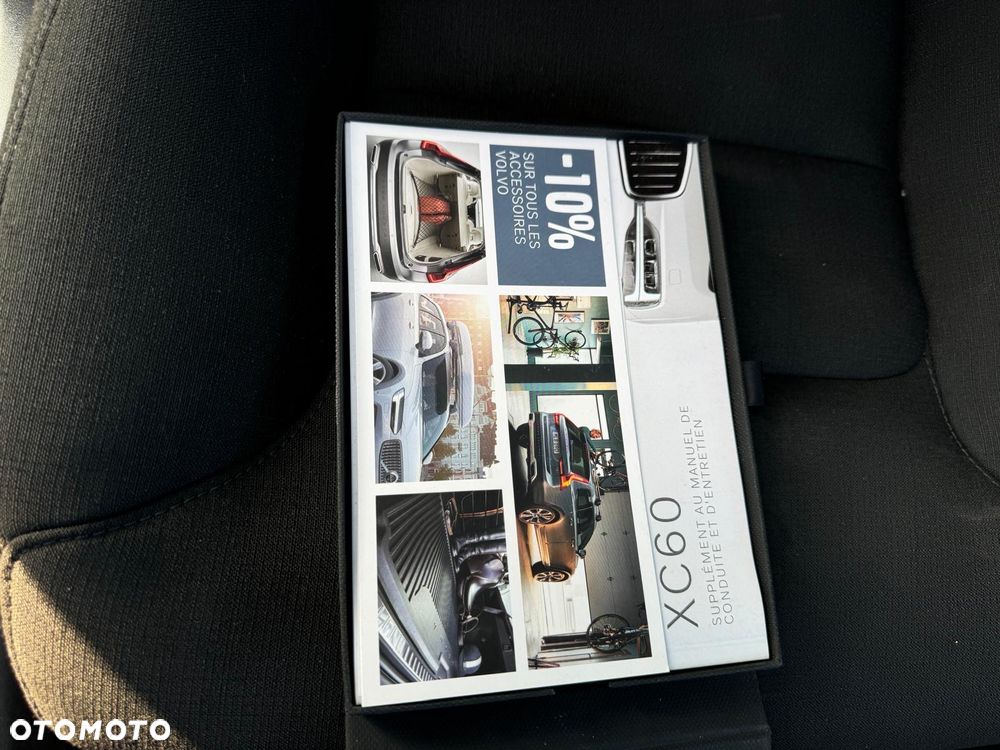 Volvo XC 60 B4 B Geartronic Momentum Pro - 26