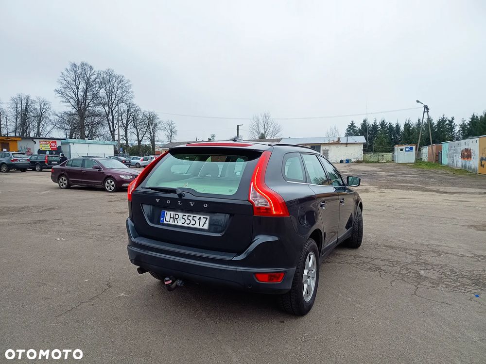 Volvo XC 60 2.4D AWD Momentum - 7