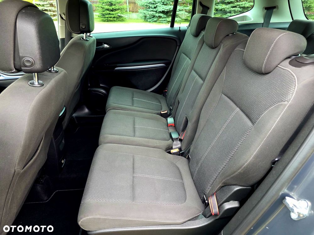 Opel Zafira - 27