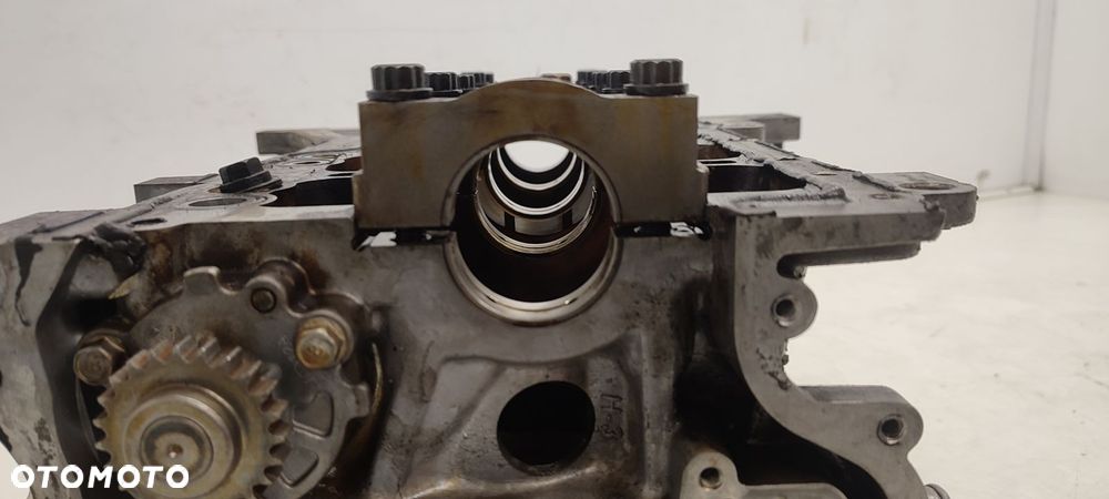 Blok silnika Hyundai i20 1,2 16V benzyna G4LA - 12