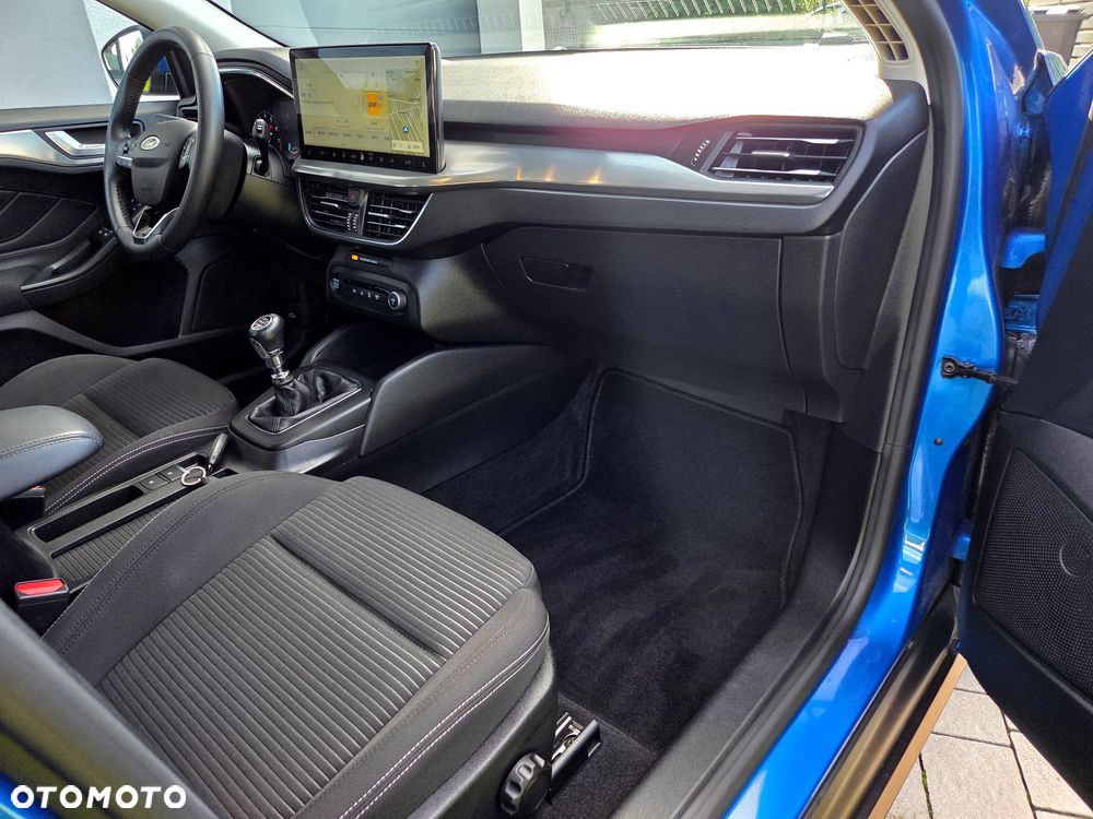 Ford Focus 1.0 EcoBoost Titanium - 22