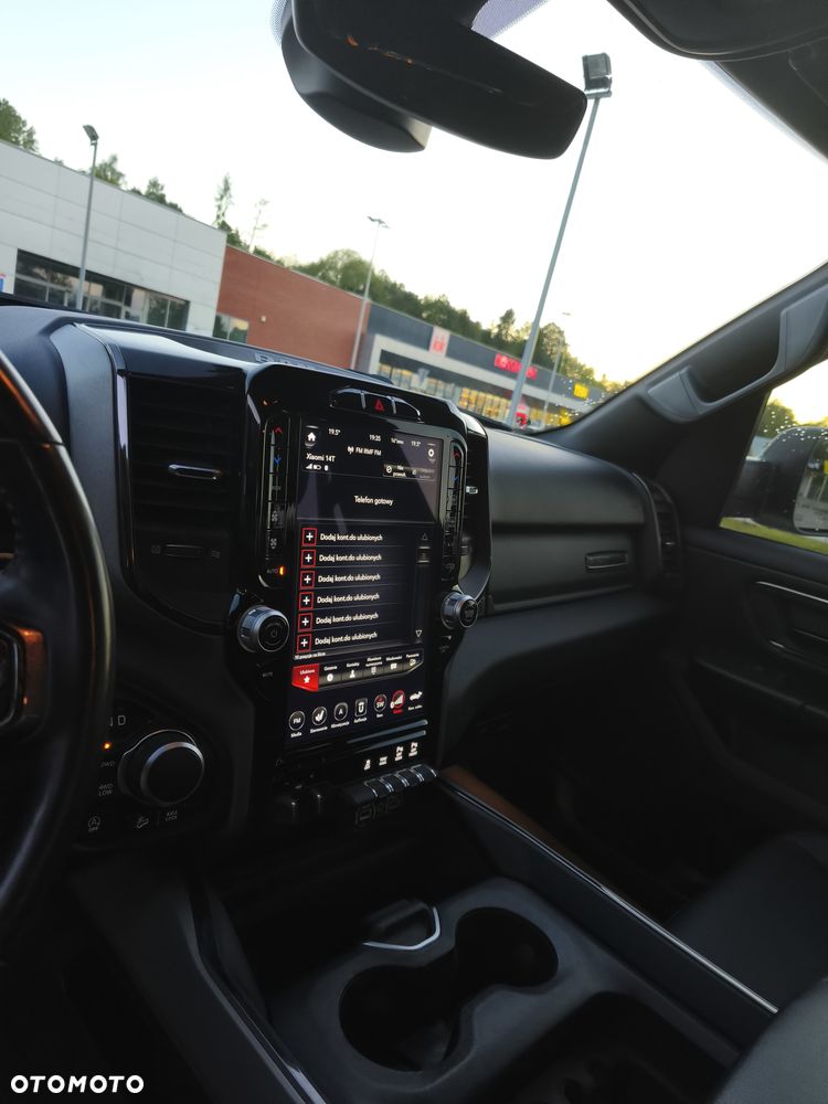 RAM 1500 5.7 Crew Cab Bighorn - 13