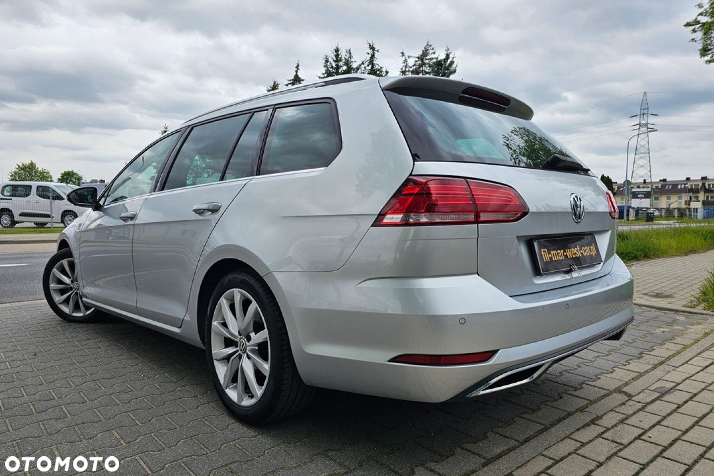 Volkswagen Golf - 8