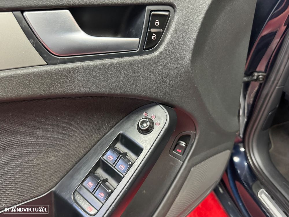 Audi A4 2.0 TDI exclusive - 17
