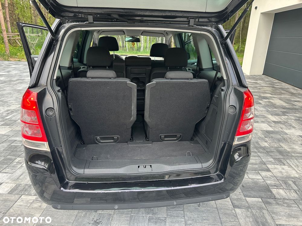 Opel Zafira 1.8 Cosmo EU5 - 27