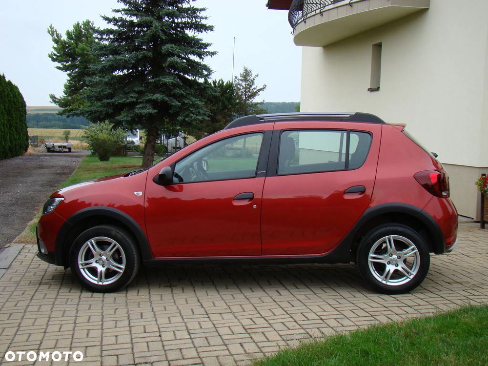 Dacia Sandero Stepway 0.9 TCe Laureate S&S EU6 - 13