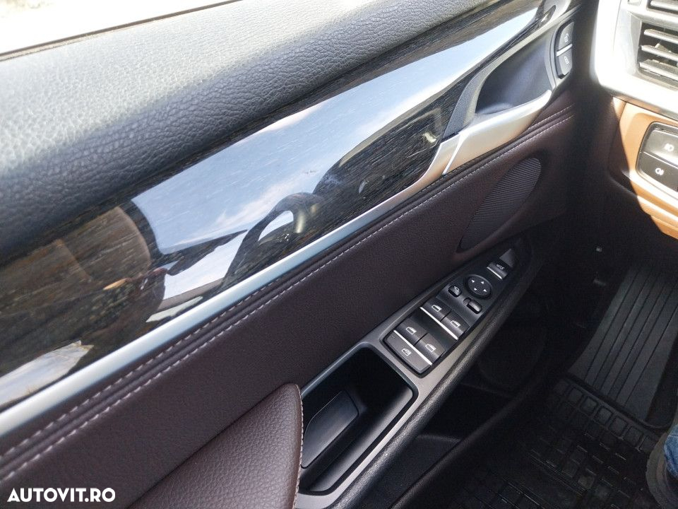 BMW X5 - 12