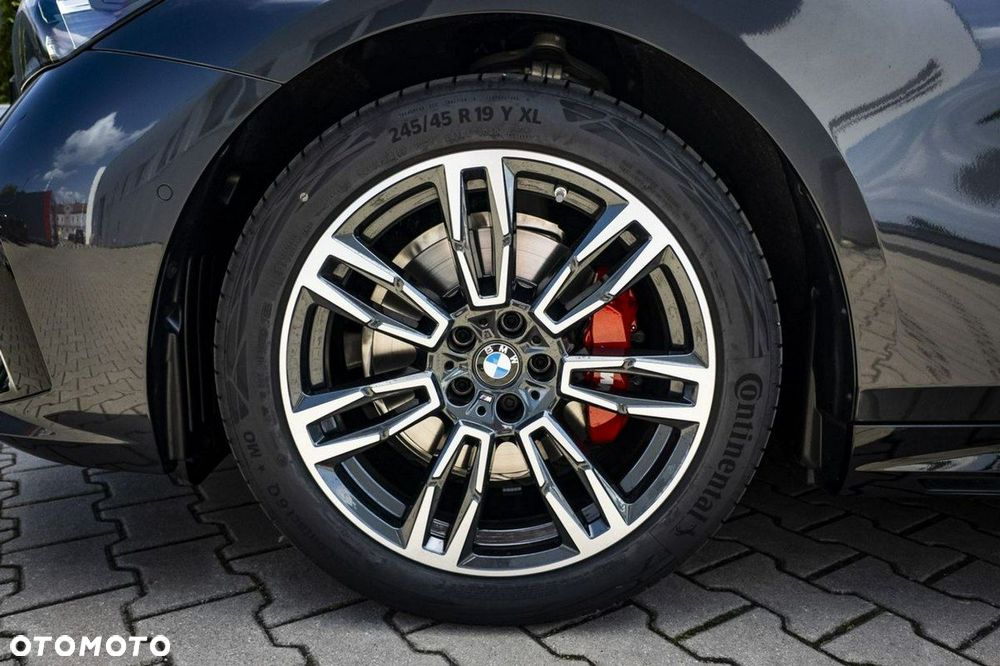 BMW Seria 5 - 12