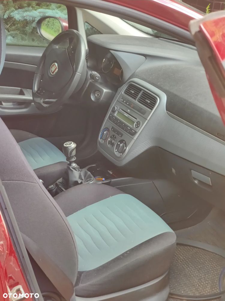 Fiat Grande Punto - 8