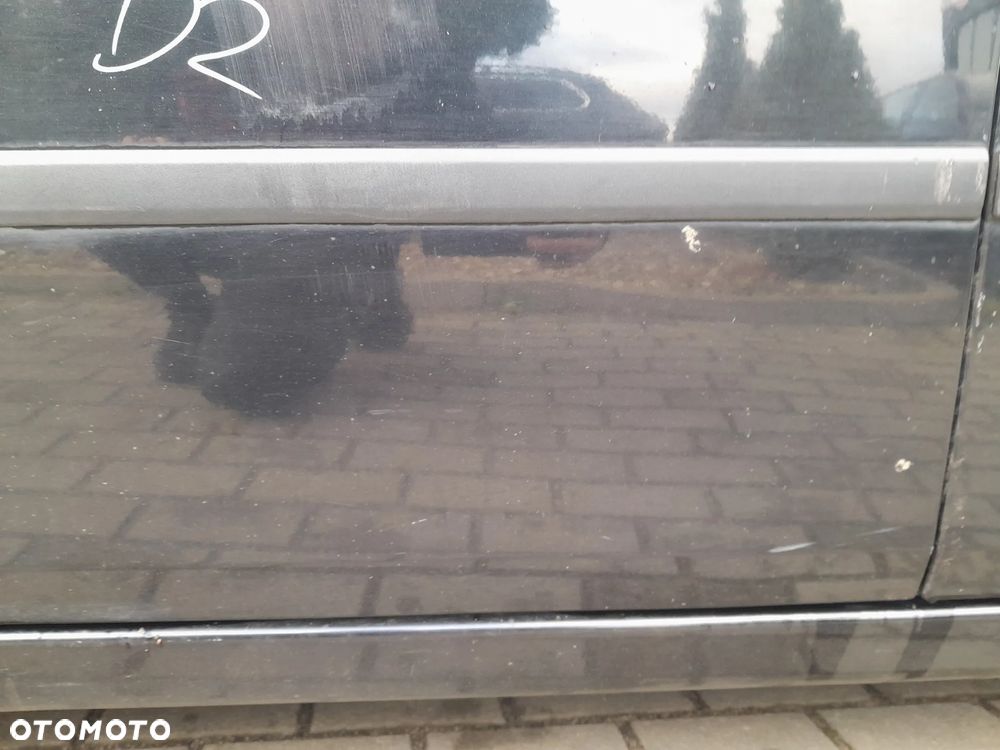 FORD FIESTA MK6 DRZWI LEWE PRZEDNIE LEWY PRZÓD KOLOR: D2 - 6