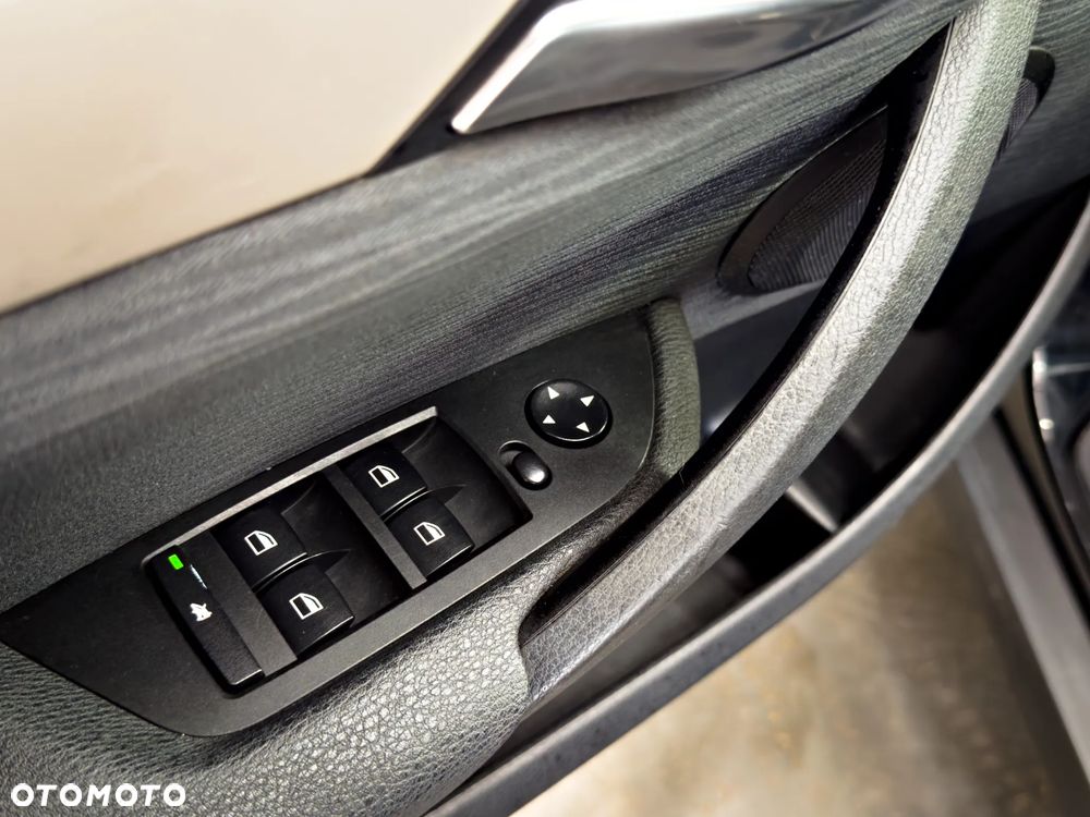 BMW X1 xDrive18d xLine - 20