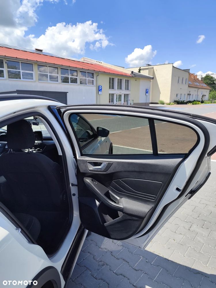 Ford Focus 1.5 EcoBoost Active Business - 8