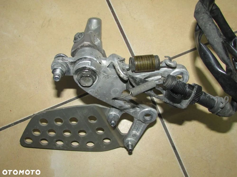 Honda CBR 954 SC50 set podnóżek prawy - 2