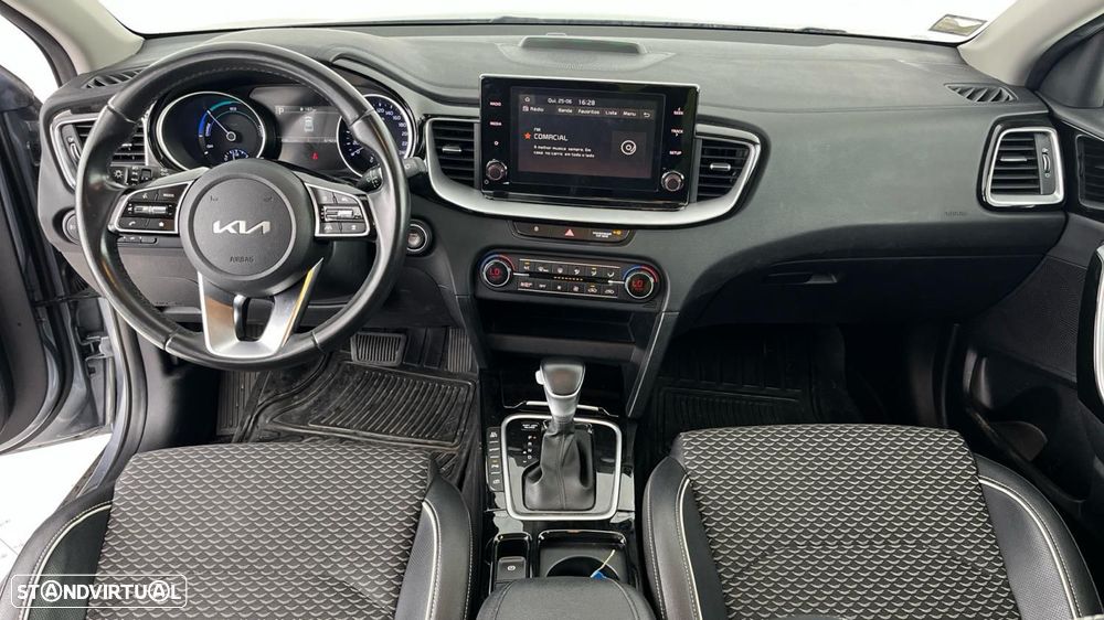 Kia XCeed 1.6 GDi PHEV Drive - 16