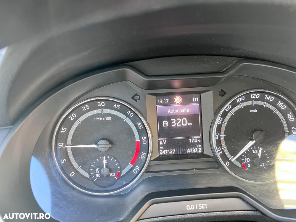 Skoda Octavia - 2