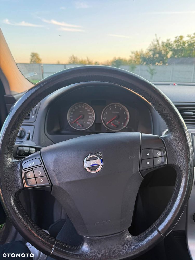 Volvo S40 2.4 - 7