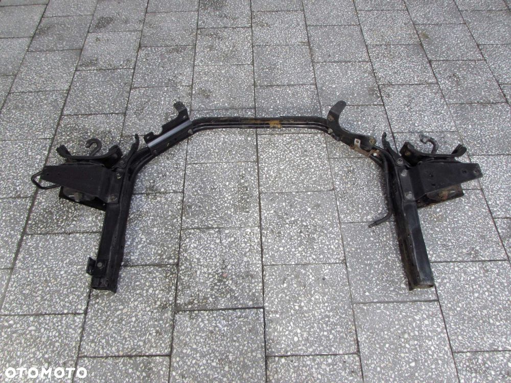 MITSUBISHI CANTER FUSO 7C15 3.0 E6 17R BELKA ZAMEK KABINY TYL 13-21 - 1