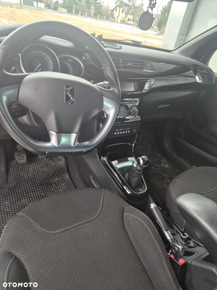 Citroën DS3 VTi 120 SoChic - 5