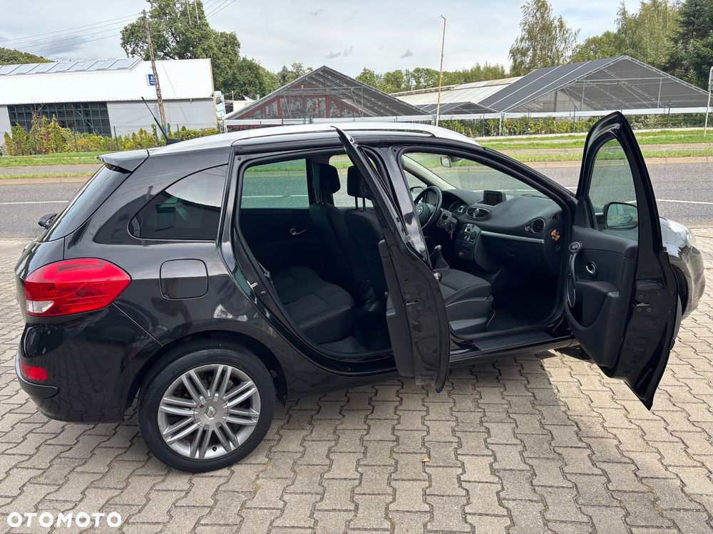 Renault Clio - 12